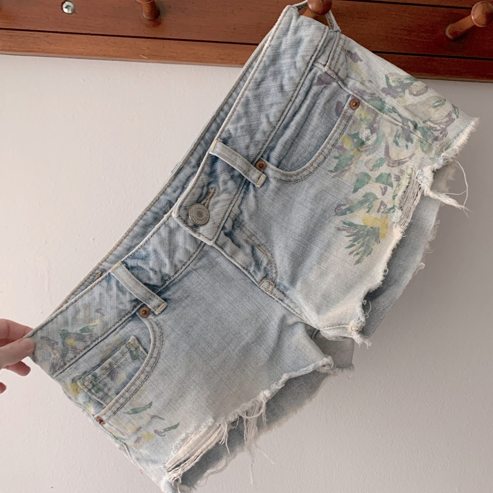 AE painted jean shorts 0